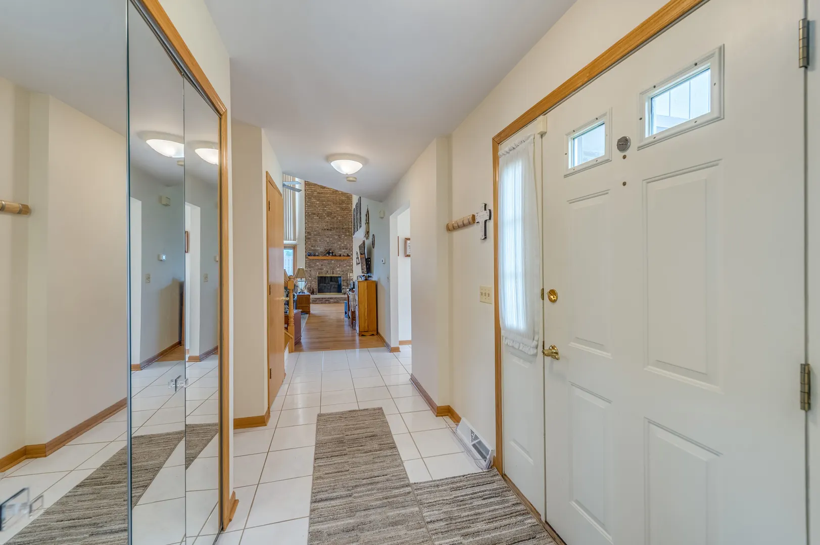 318 S Dominion Drive IL
