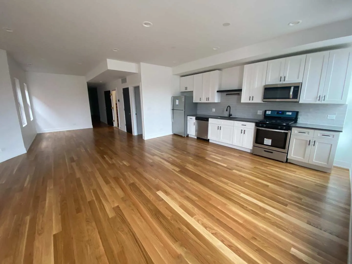 1804 S Ashland Avenue 4 IL