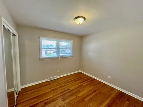 16046 Prairie Avenue IL