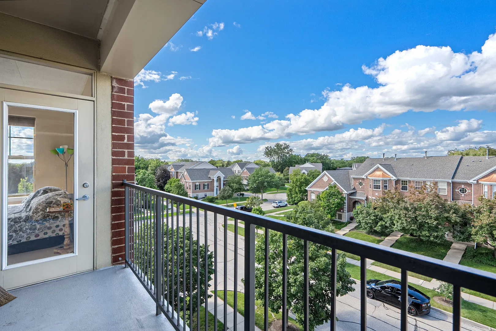 511 Prestwick Lane 402 IL