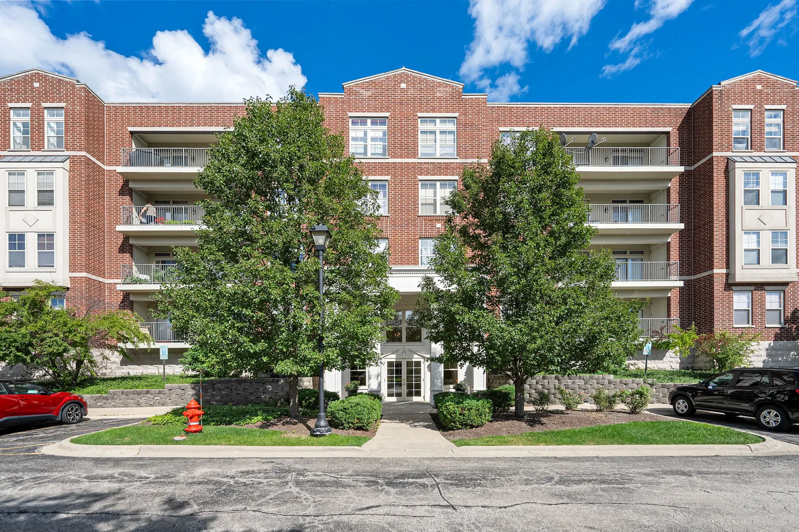 511 Prestwick Lane 402 IL