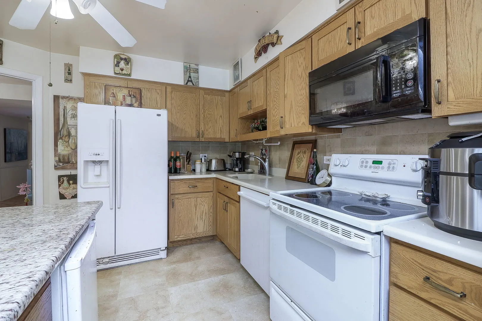 301 Lake Hinsdale Drive 106 IL