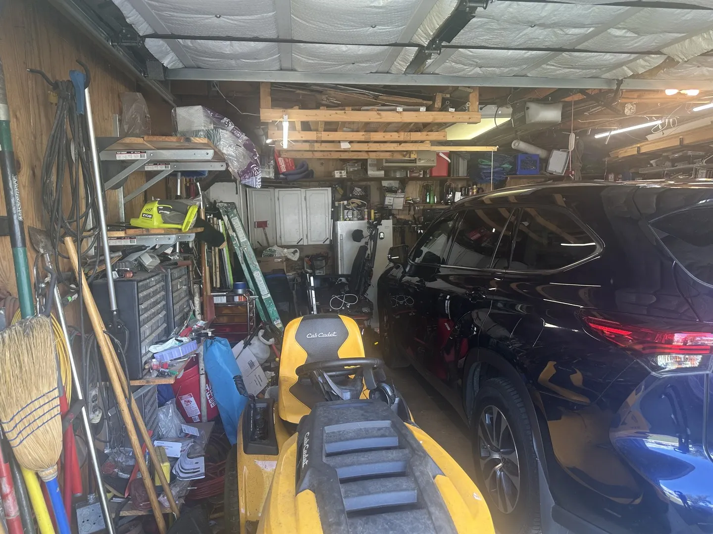 11 Aqueduct Drive IL