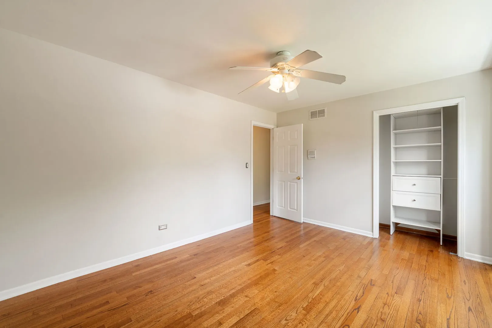 1526 Carrol Court IL