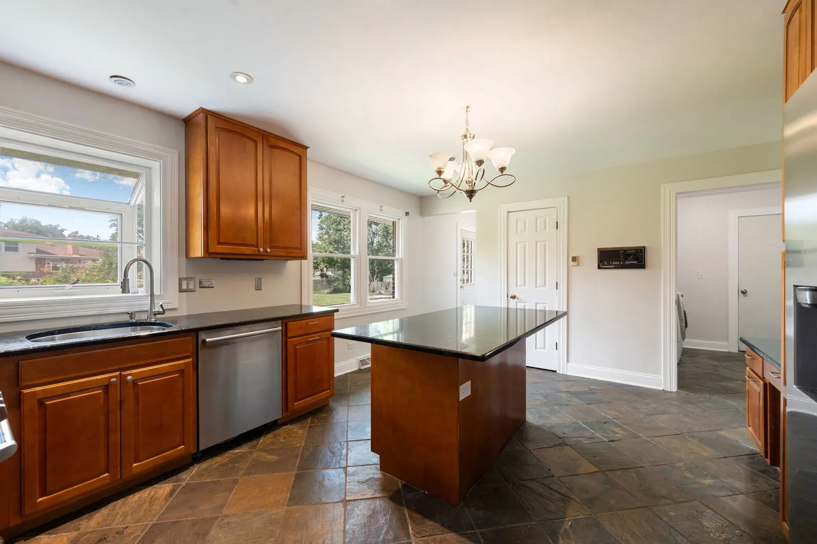1526 Carrol Court IL