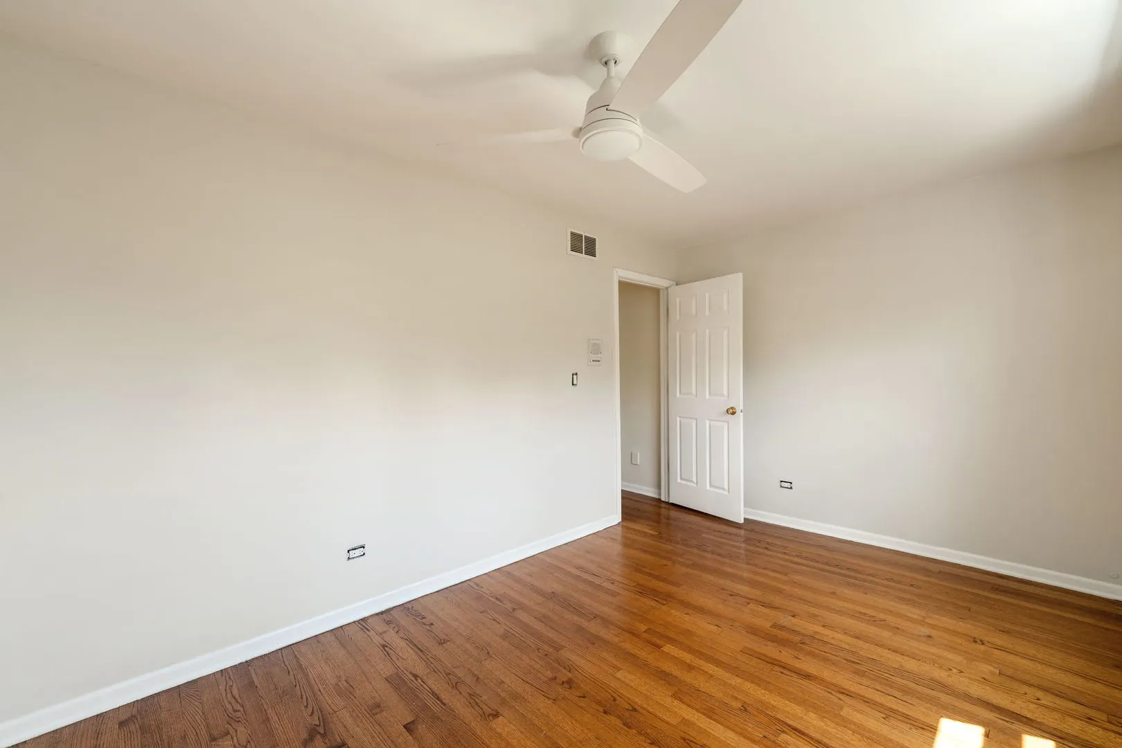 1526 Carrol Court IL