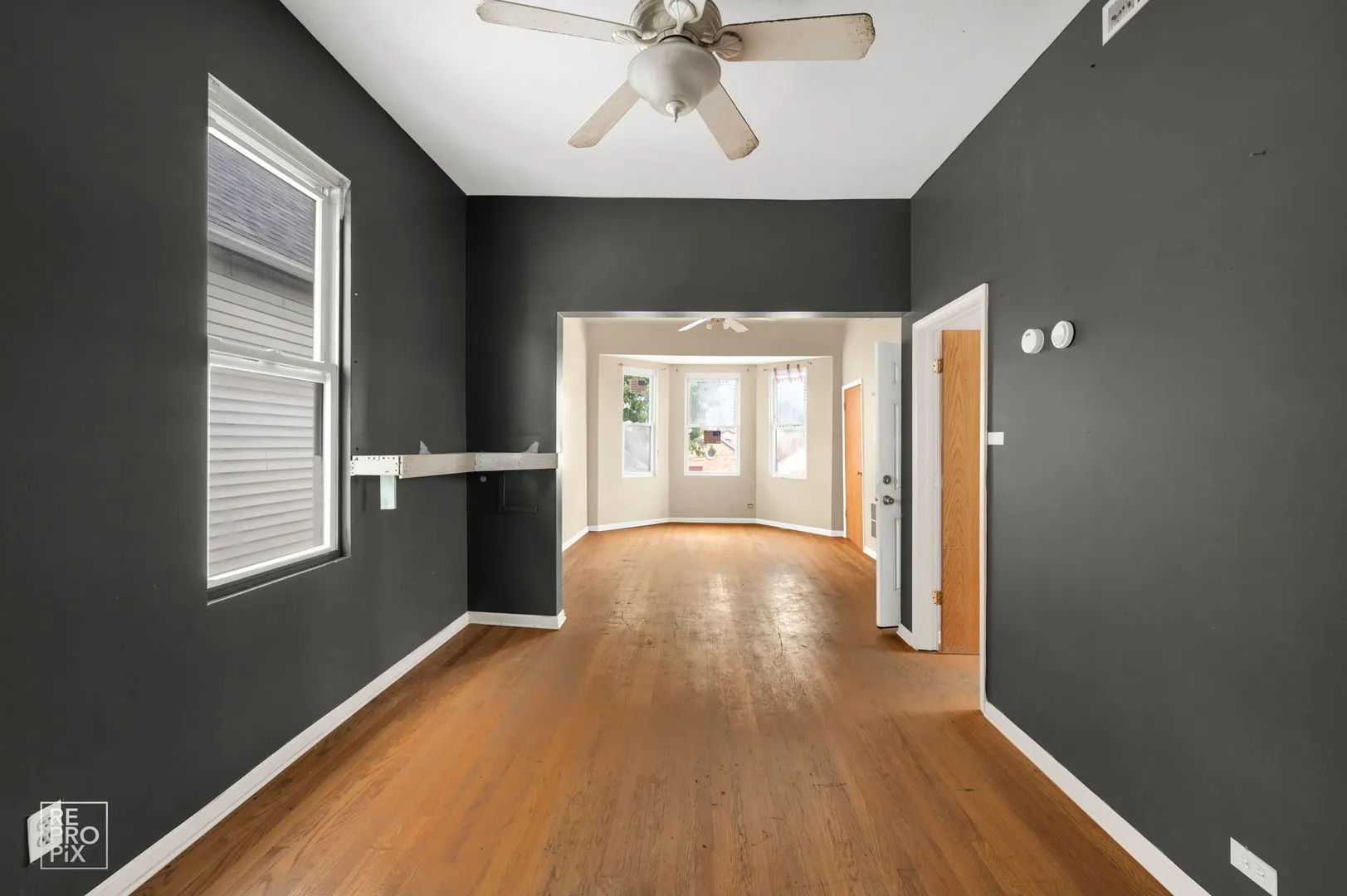 613 W 46th Place IL