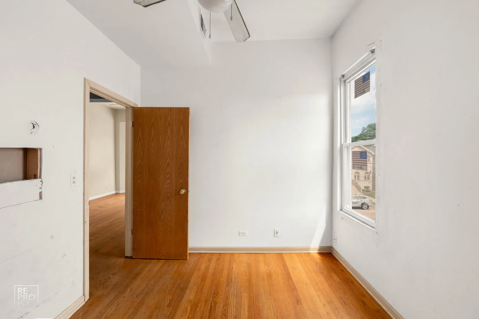 613 W 46th Place IL
