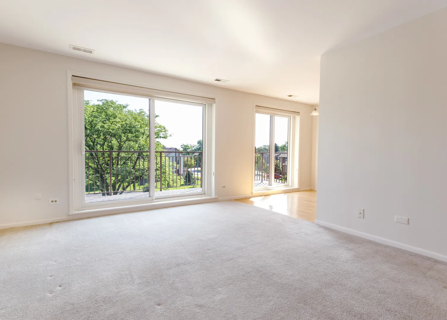 701 Lake Hinsdale Drive 306 IL