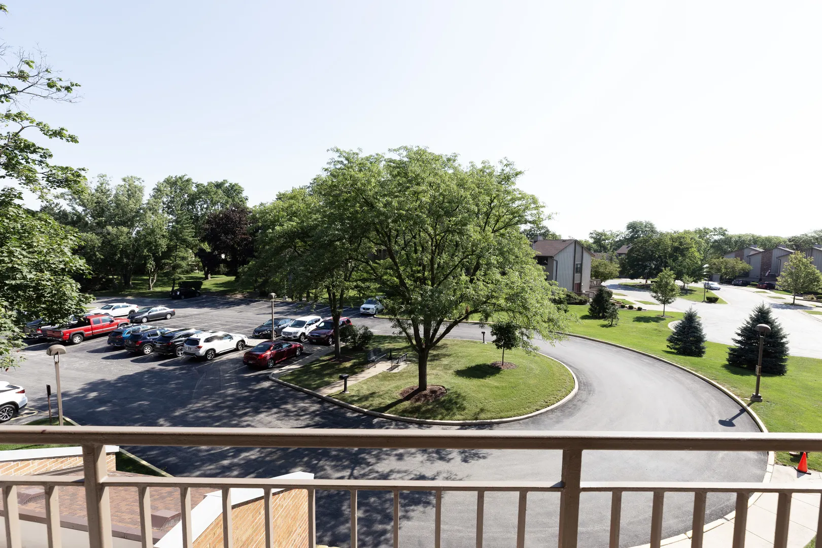 701 Lake Hinsdale Drive 306 IL