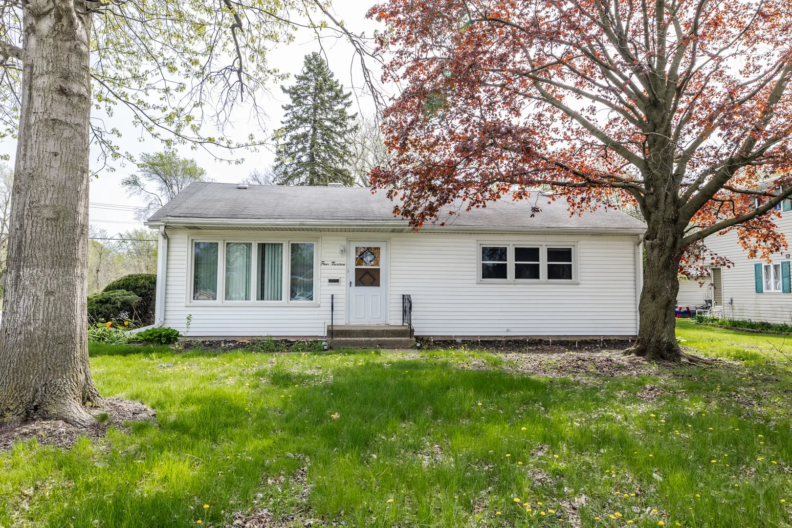 413 Water Street IL