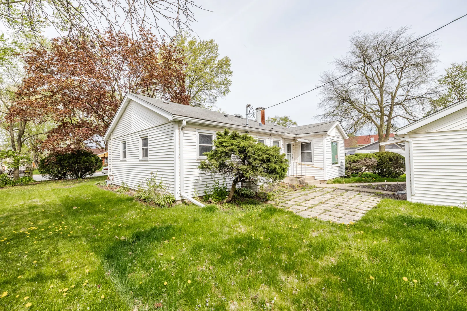 413 Water Street IL