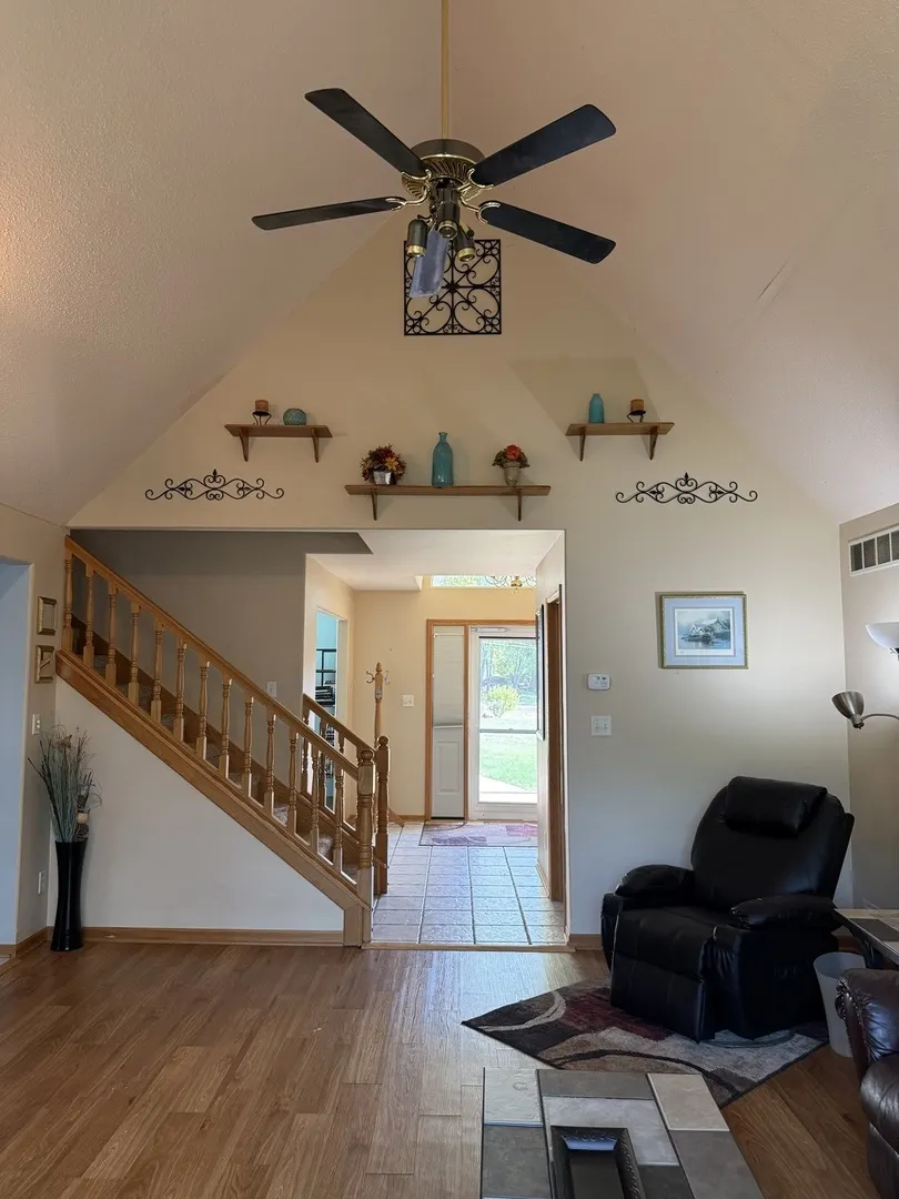 6035 Northern Drive IL
