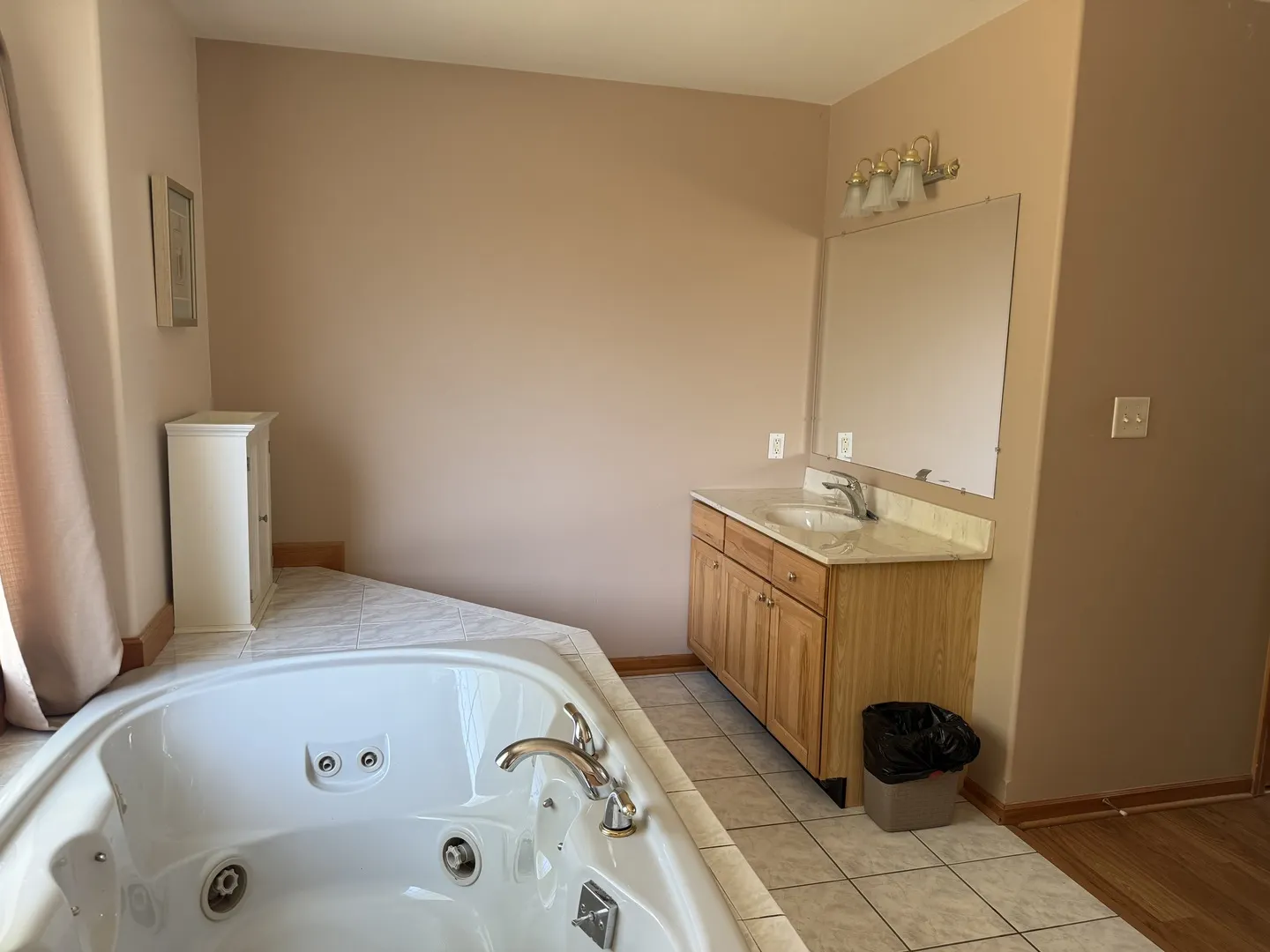 6035 Northern Drive IL