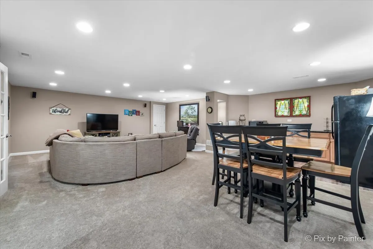 2548 Sutton Lane IL