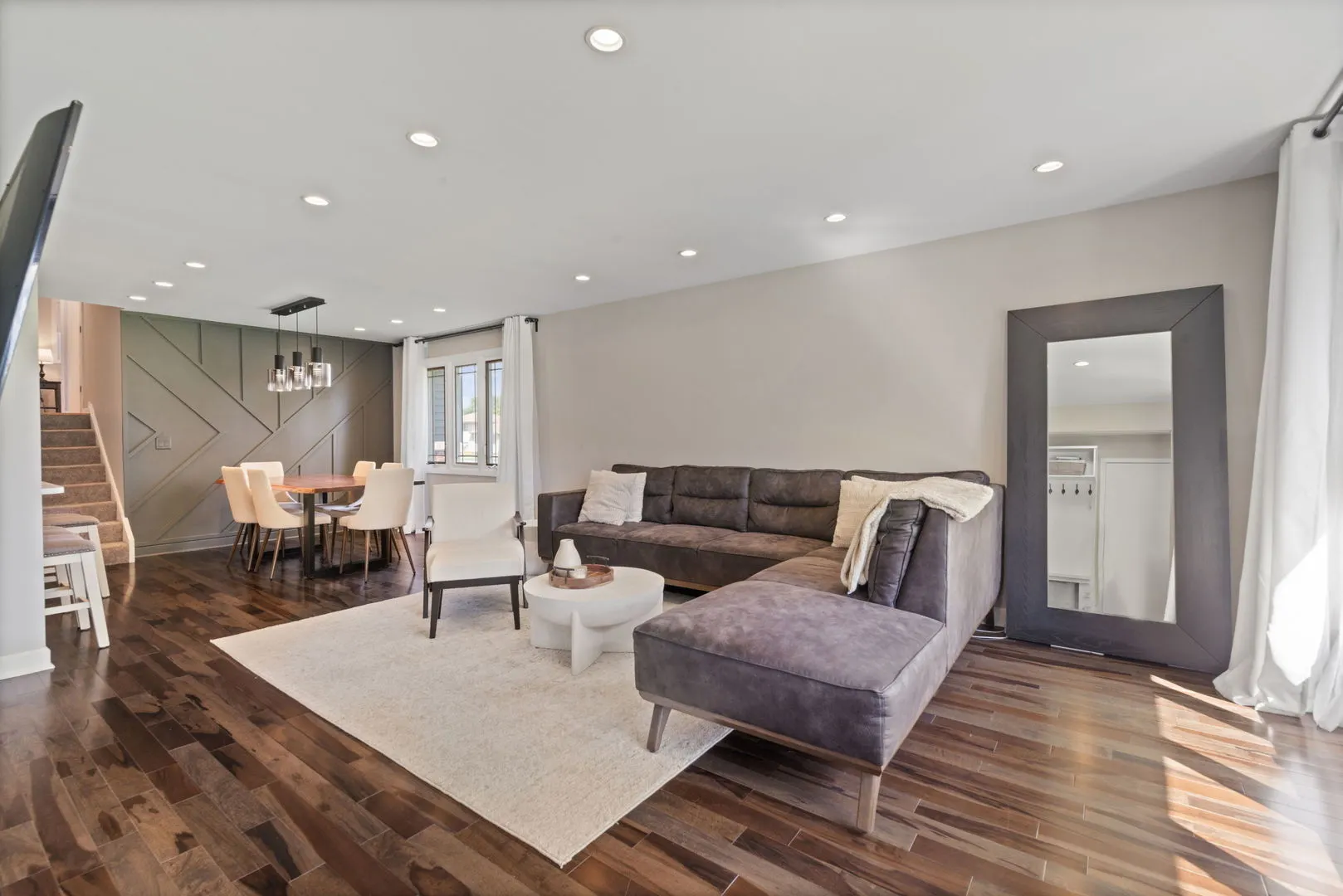 6537 W 107th Street IL