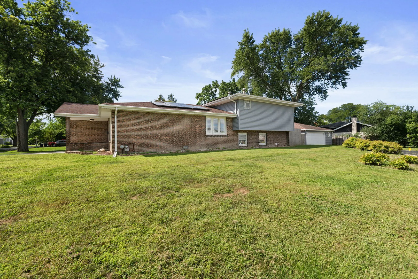 6537 W 107th Street IL