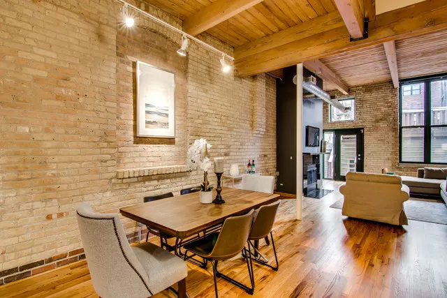 1140 W Cornelia Avenue C IL
