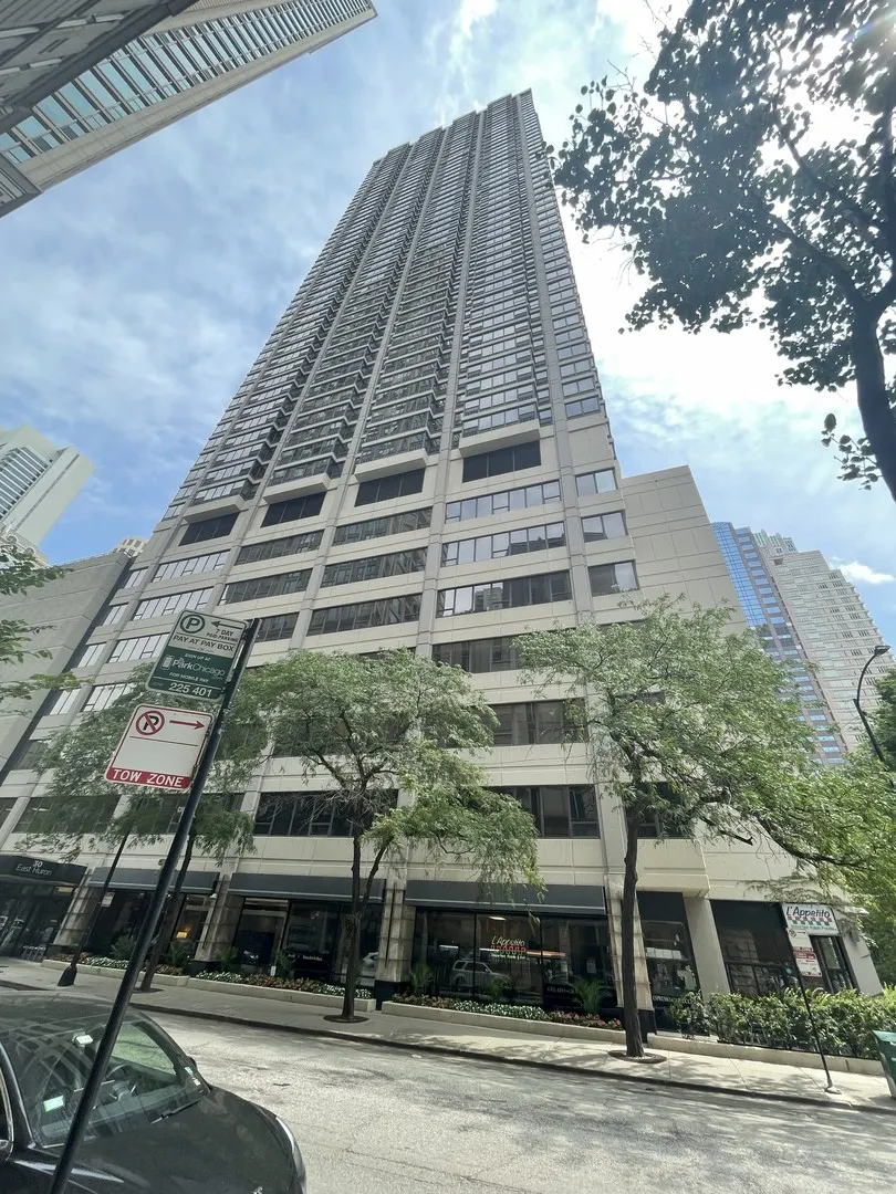 30 E Huron Street P15 IL
