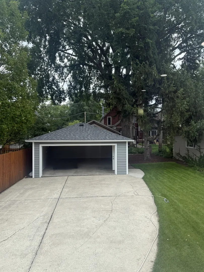 6233 N Sayre Avenue IL