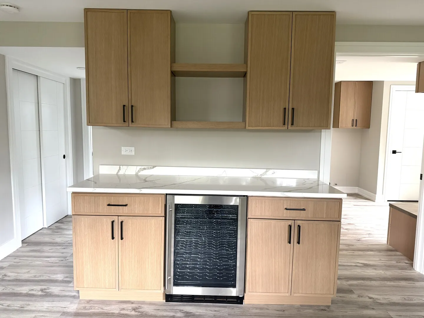 232 S Walnut Street IL