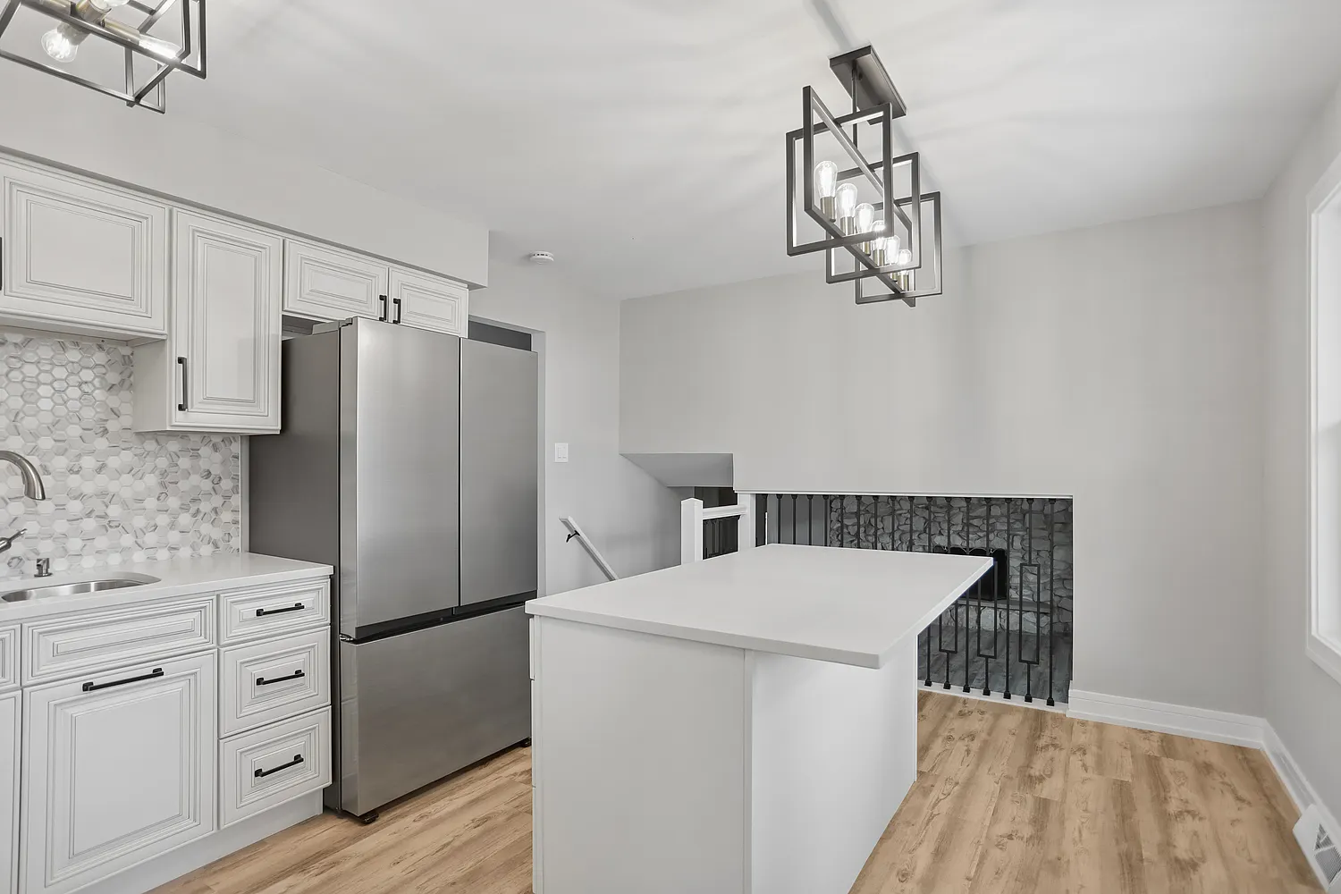 232 S Walnut Street IL