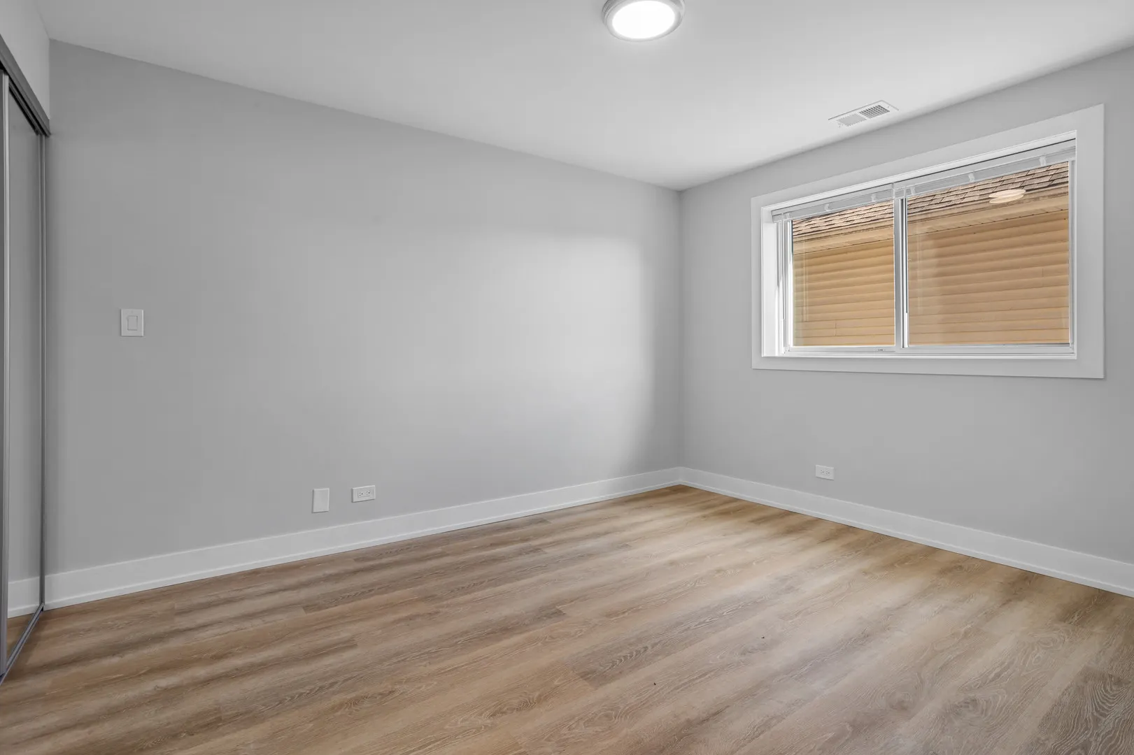 2333 W Lunt Avenue 403 IL