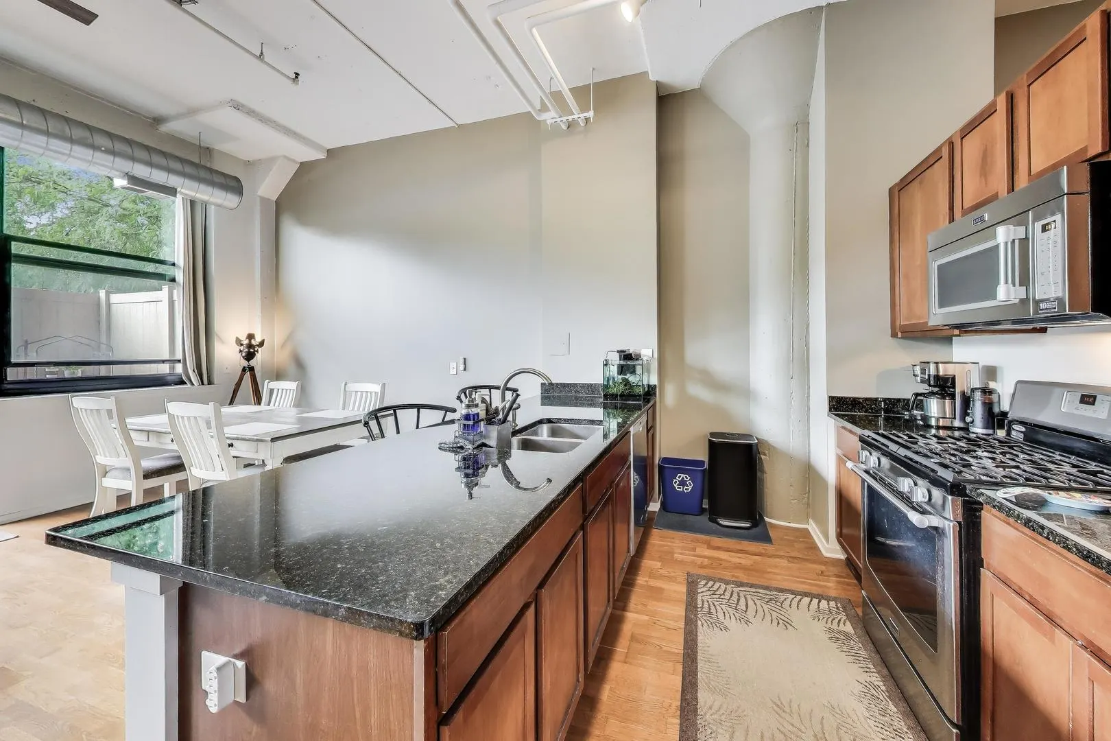 2323 W Pershing Road 124 IL