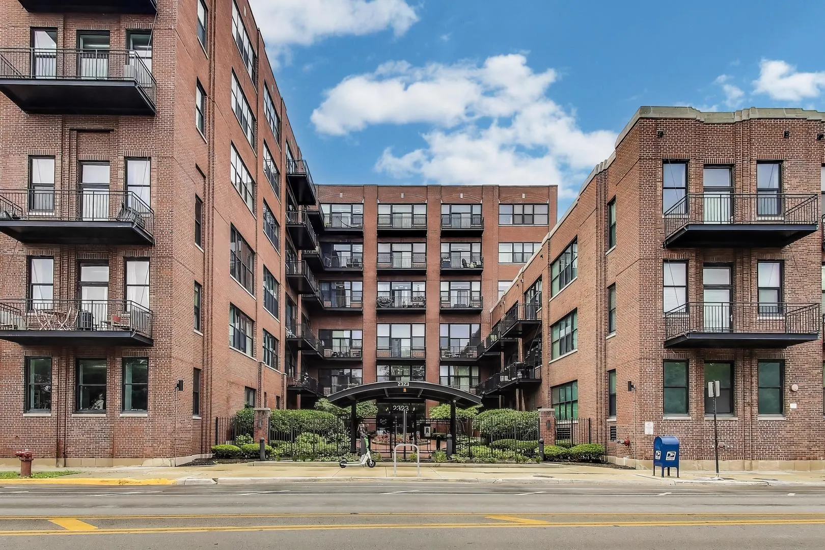 2323 W Pershing Road 124 IL
