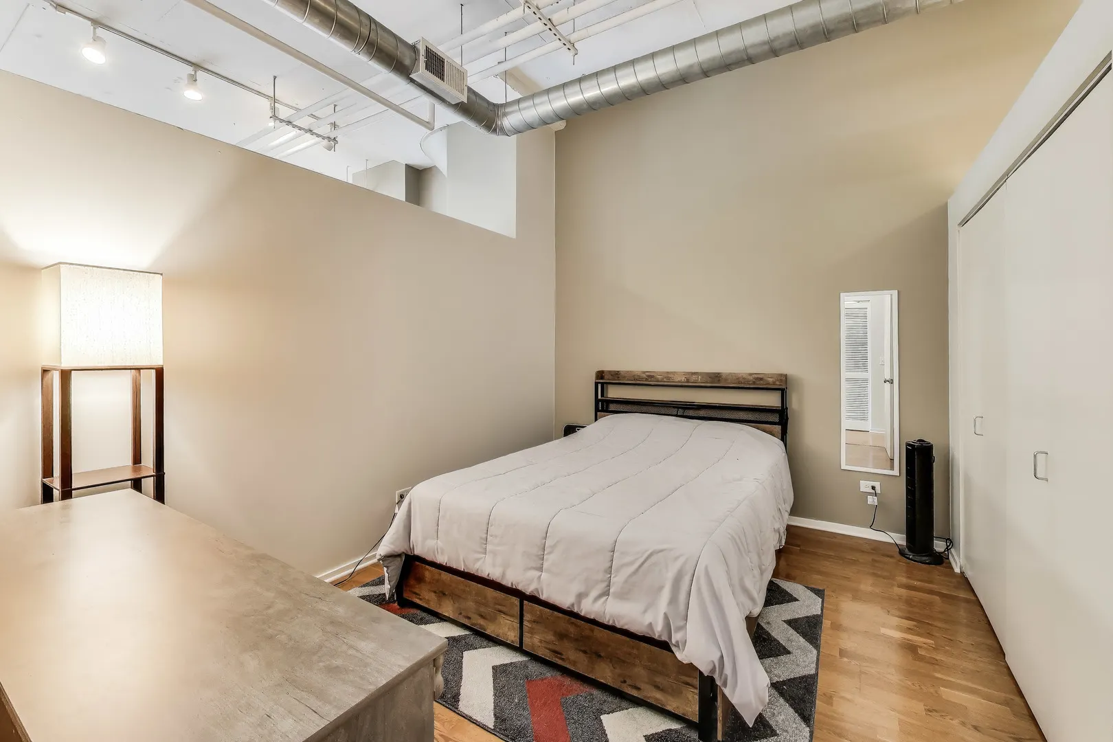 2323 W Pershing Road 124 IL