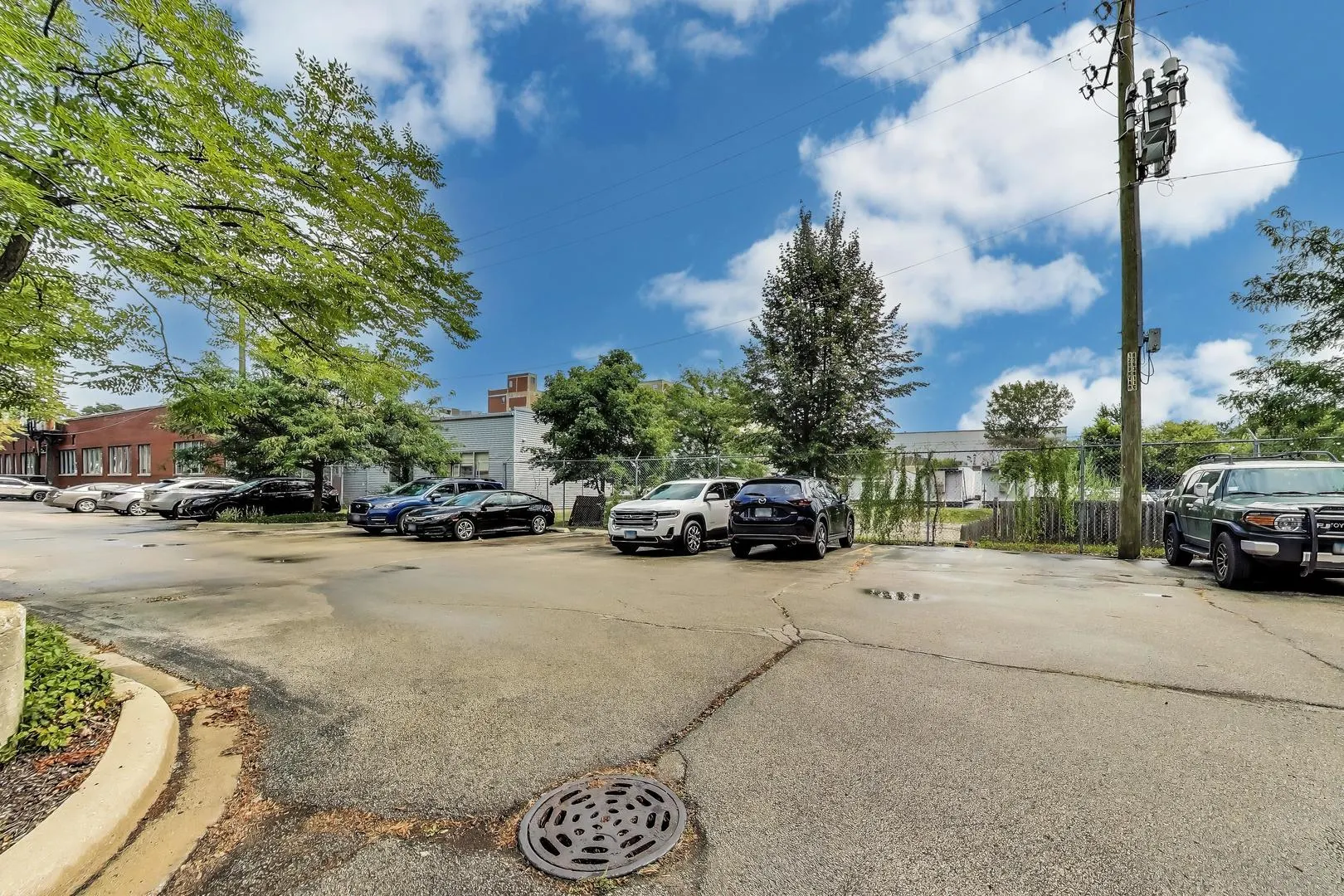2323 W Pershing Road 124 IL