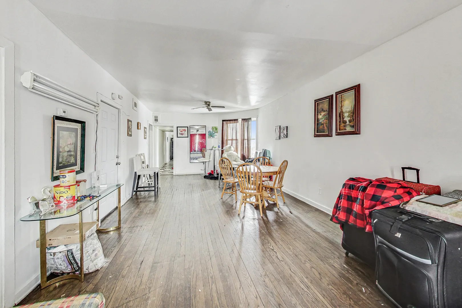 5748 W North Avenue IL
