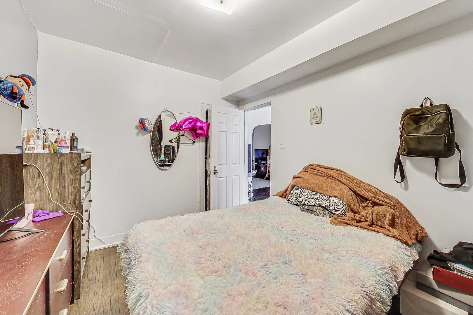5748 W North Avenue IL