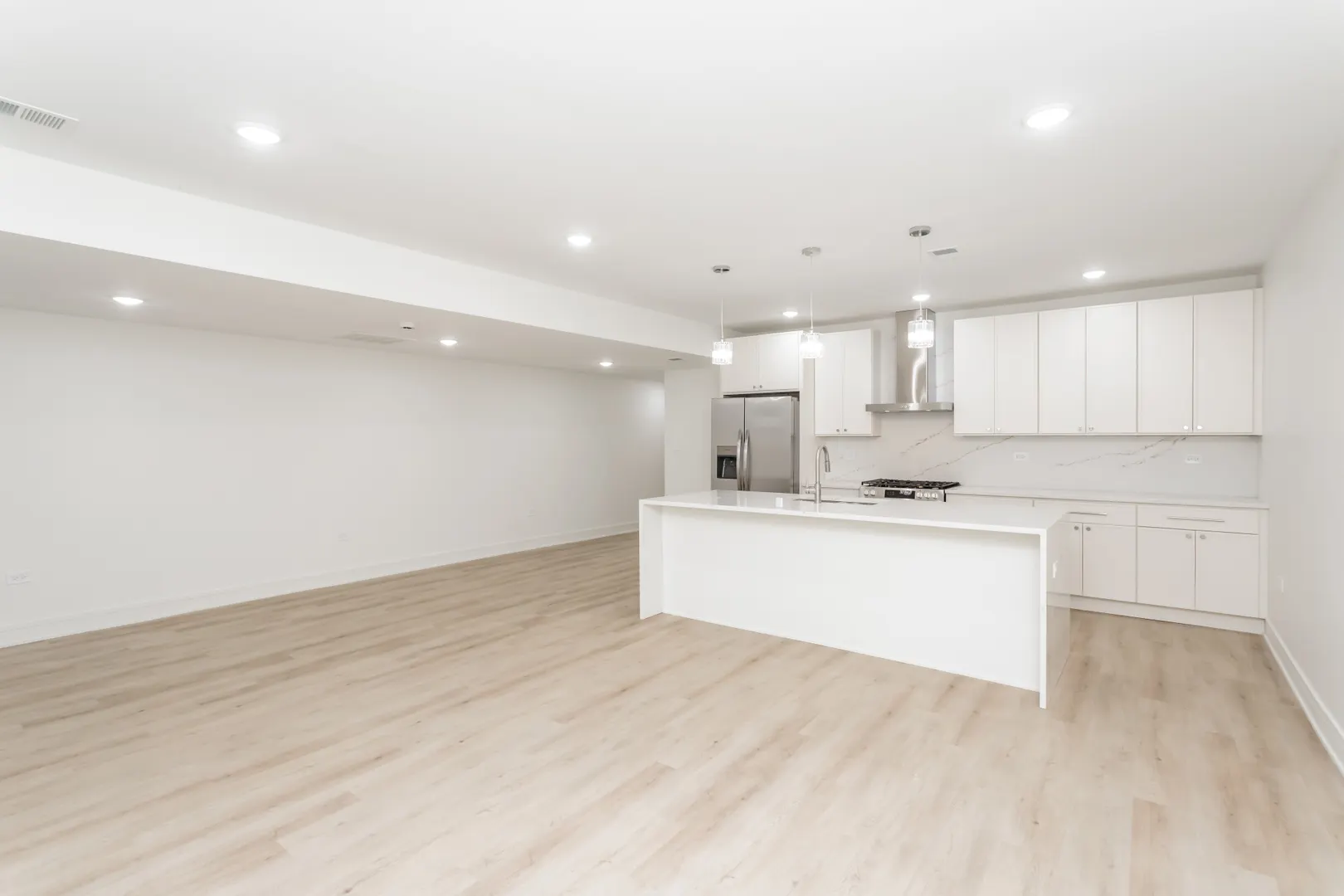 3638 S King Drive Garden IL
