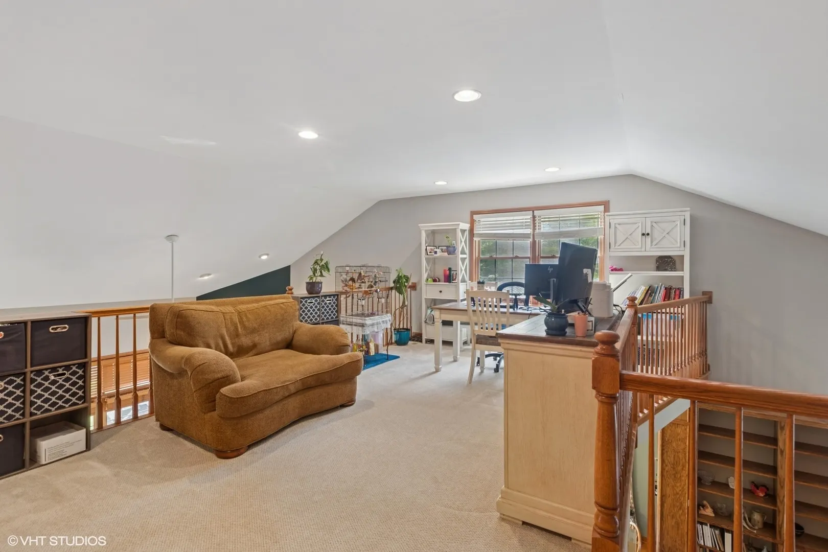 1724 Waverly Circle IL