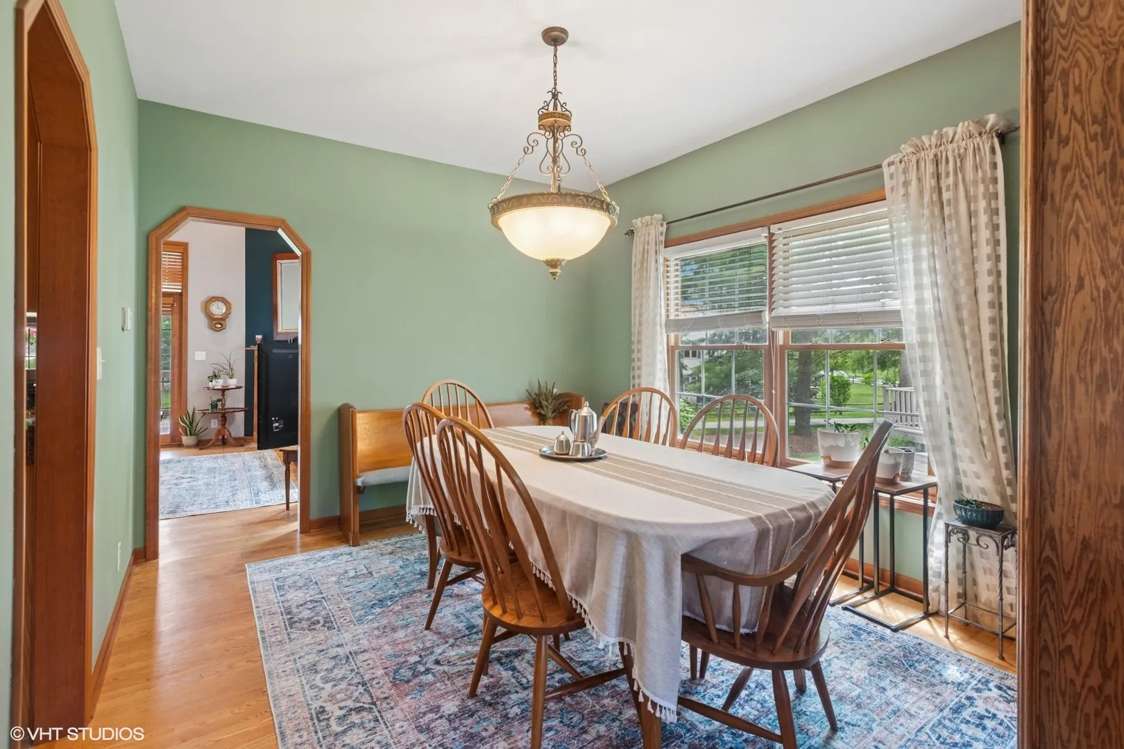 1724 Waverly Circle IL