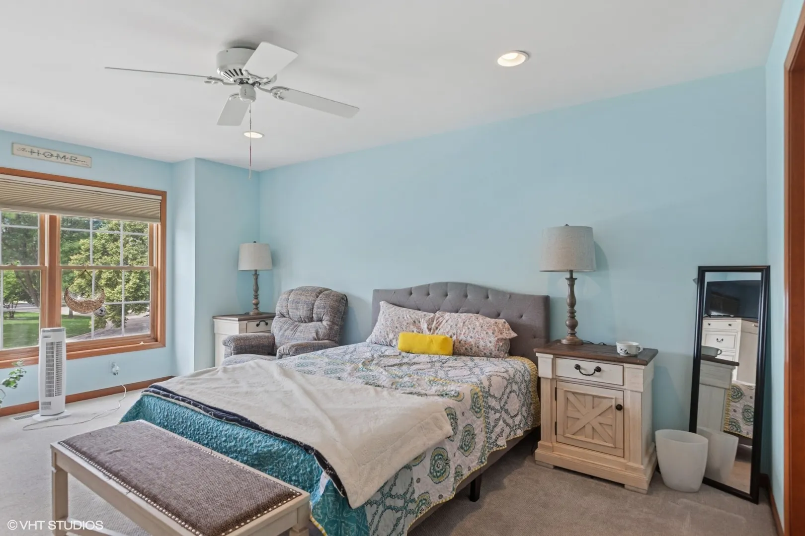 1724 Waverly Circle IL