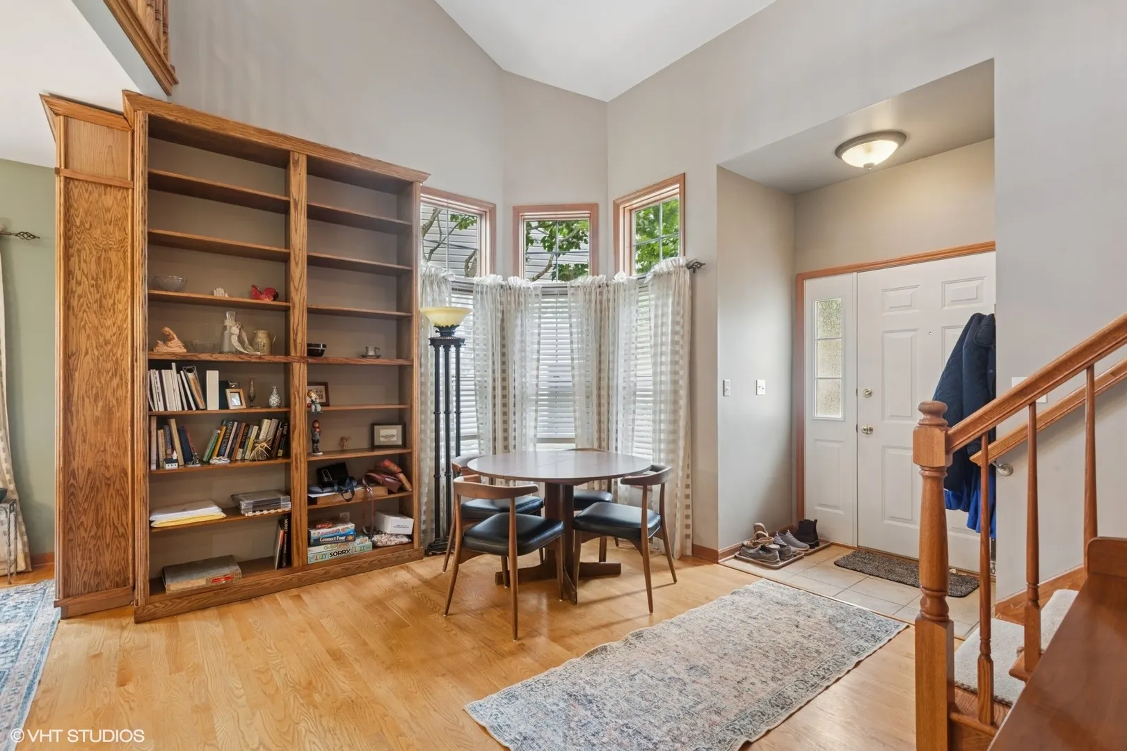 1724 Waverly Circle IL