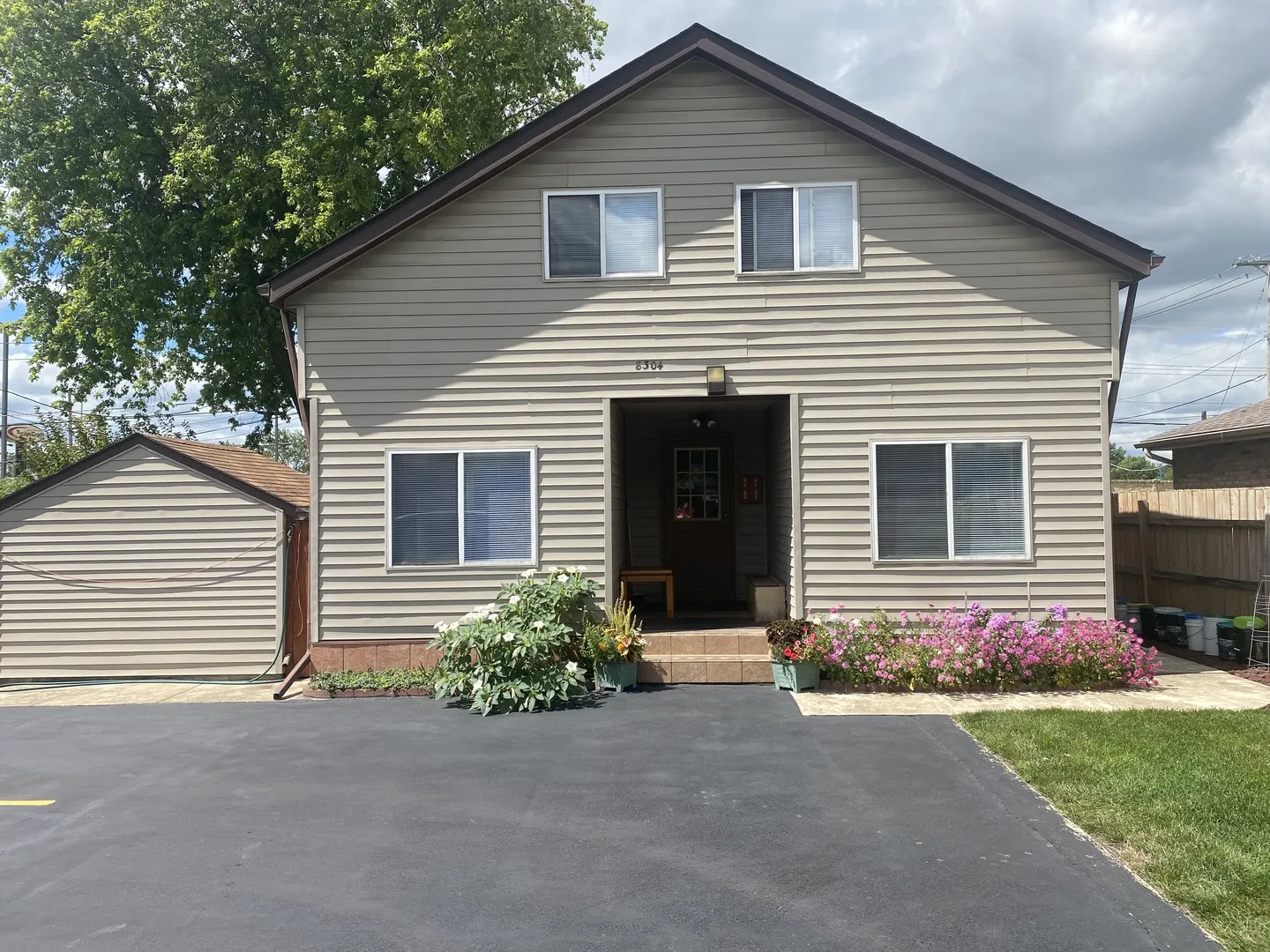 8304 S 79th Court IL