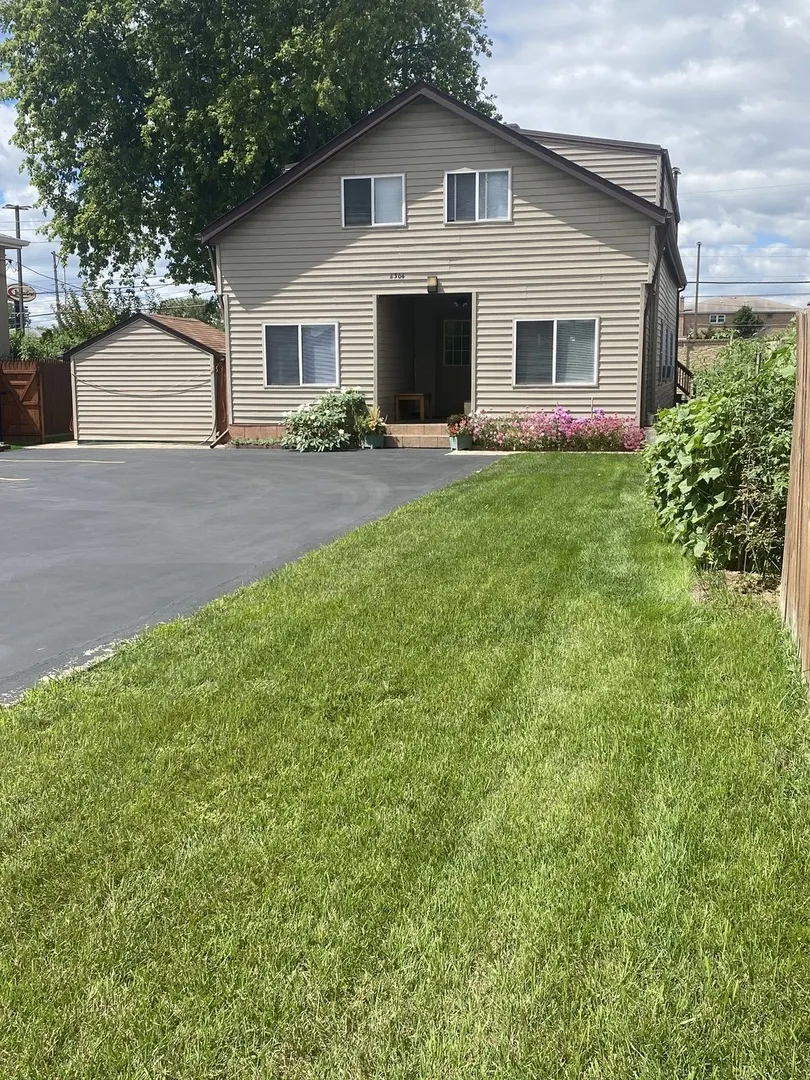 8304 S 79th Court IL