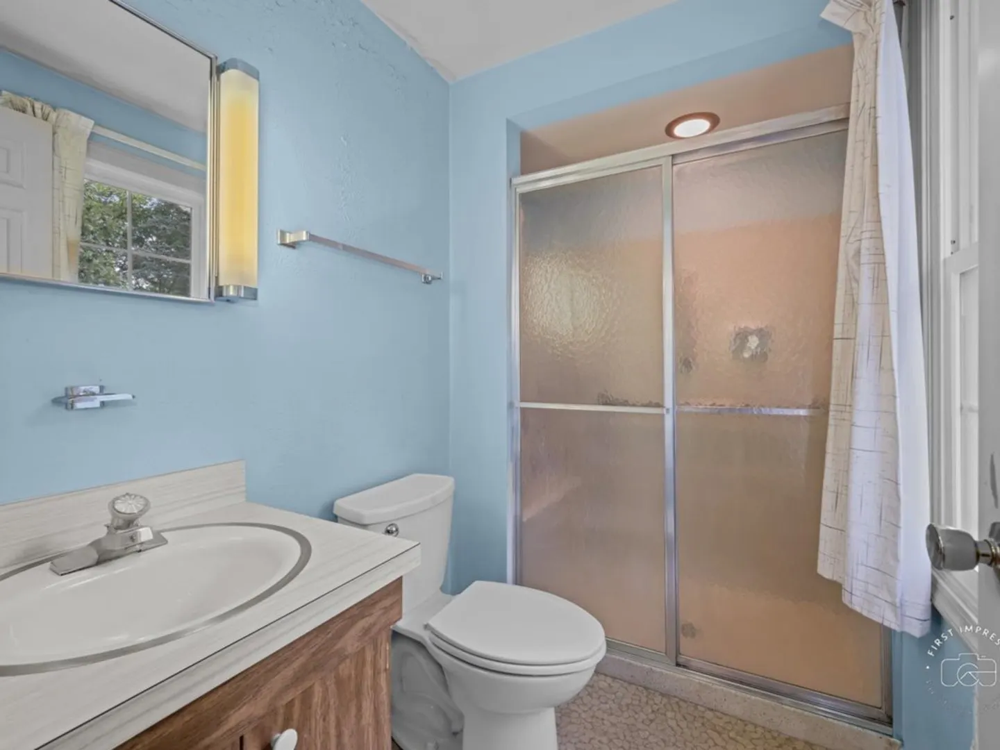 186 Westgate Drive IL