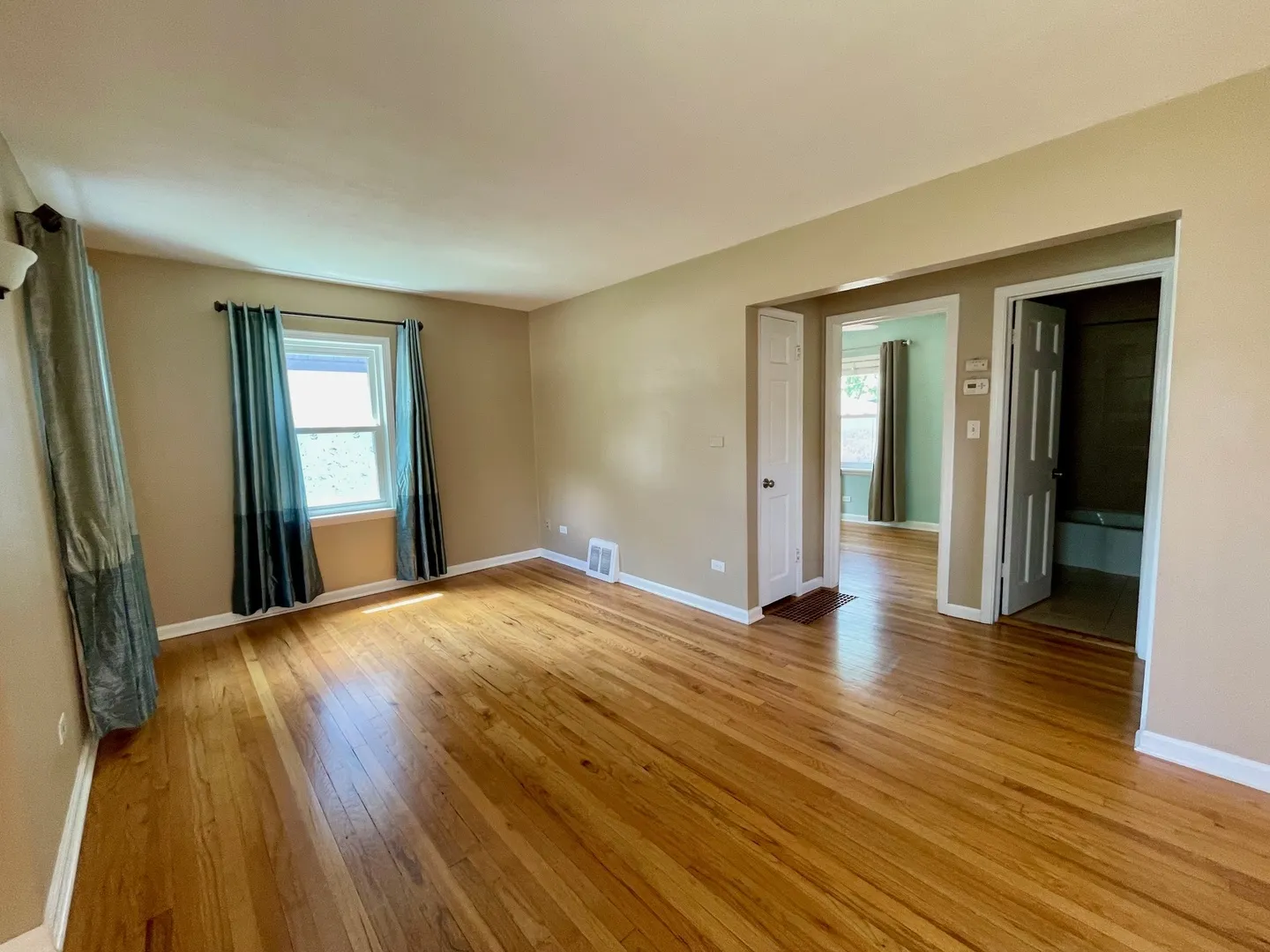 980 S Spring Road IL