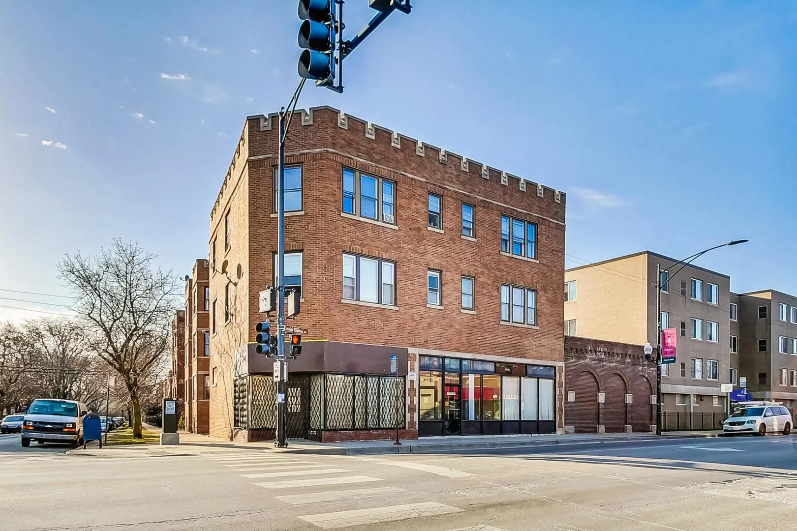 6600 N Clark Street IL