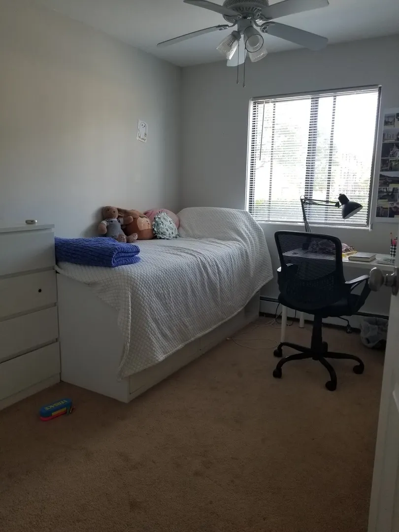 11 Parkside Court 6 IL