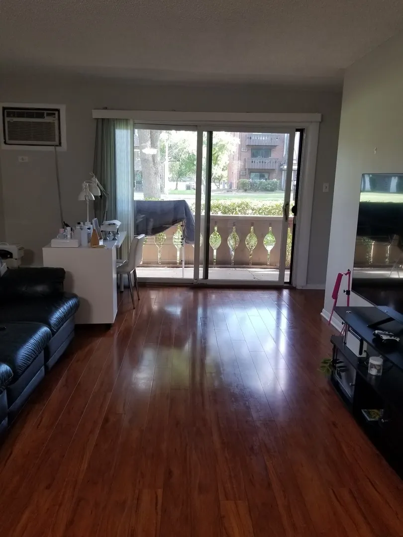 11 Parkside Court 6 IL