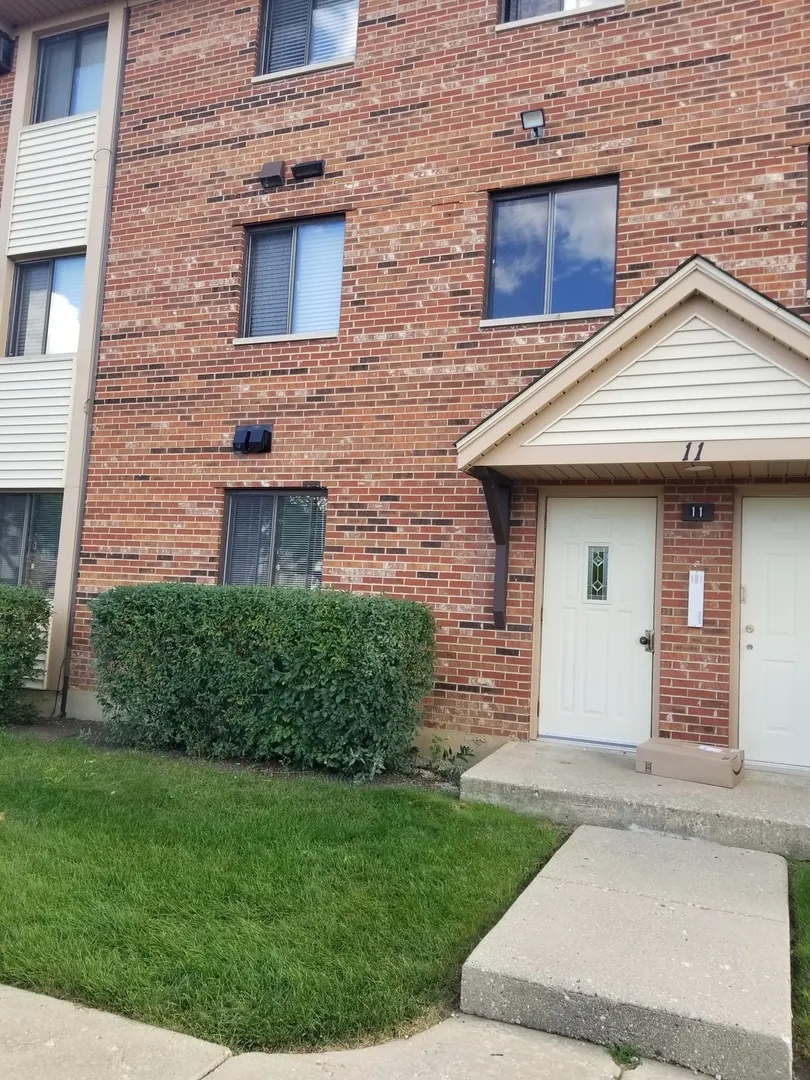 11 Parkside Court 6 IL