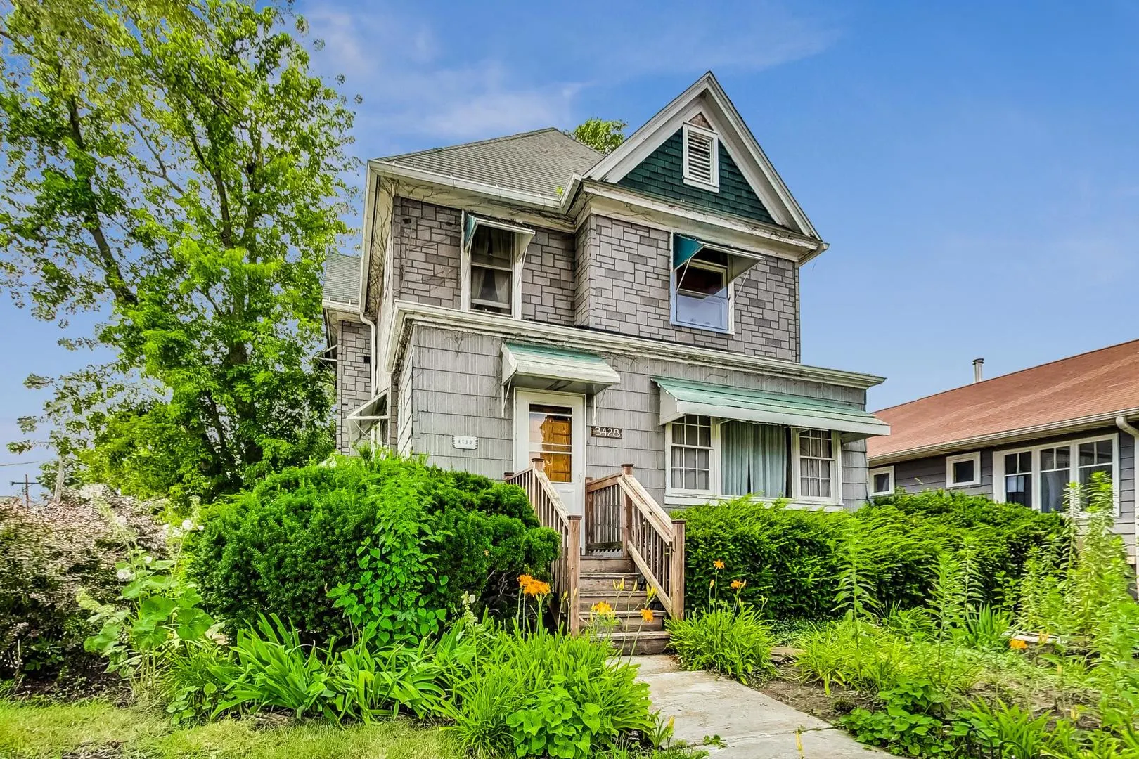 3428 East Avenue IL