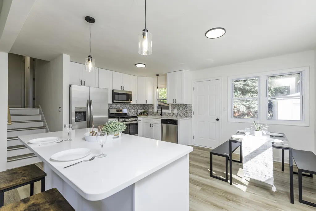 2812 20th Street IL