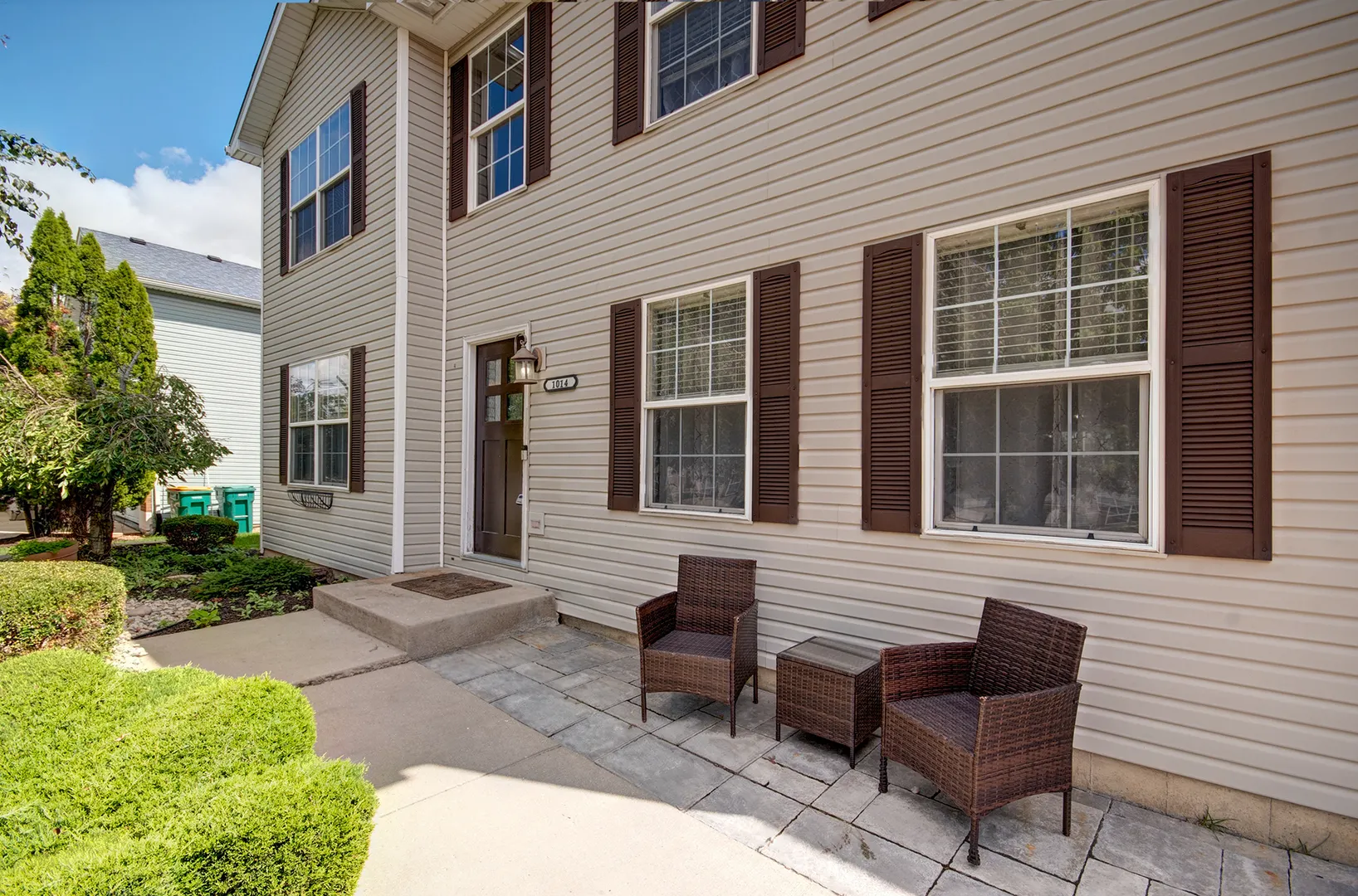1014 Edgerton Drive IL