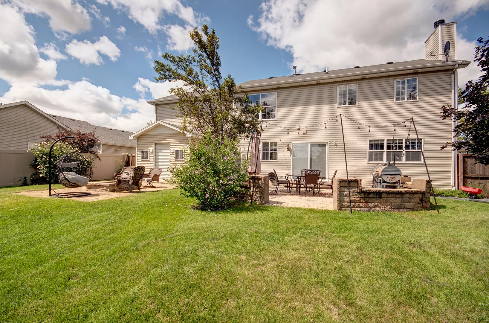 1014 Edgerton Drive IL